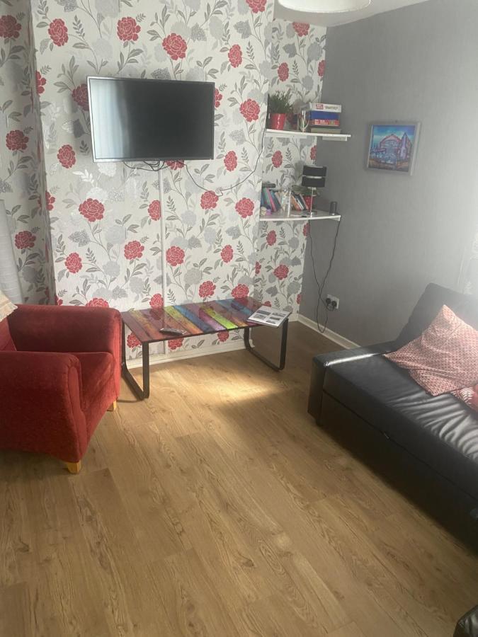 Claire'S Airbnb 2 Белфаст Екстериор снимка