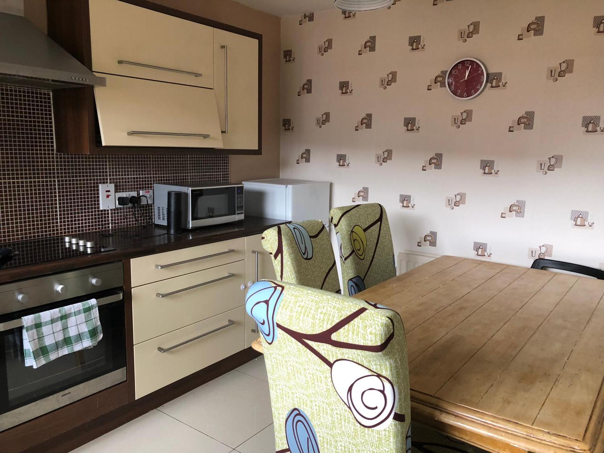 Claire'S Airbnb 2 Белфаст Екстериор снимка