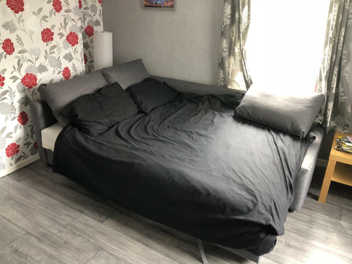 Claire'S Airbnb 2 Белфаст Екстериор снимка